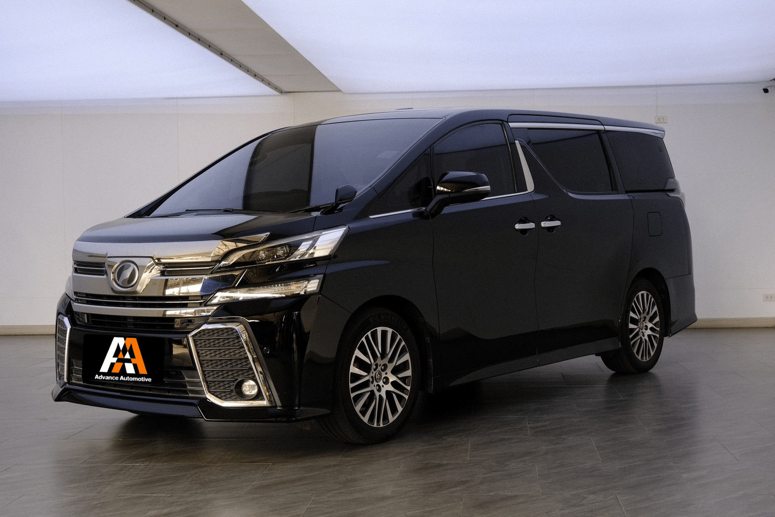 Toyota Vellfire 2015